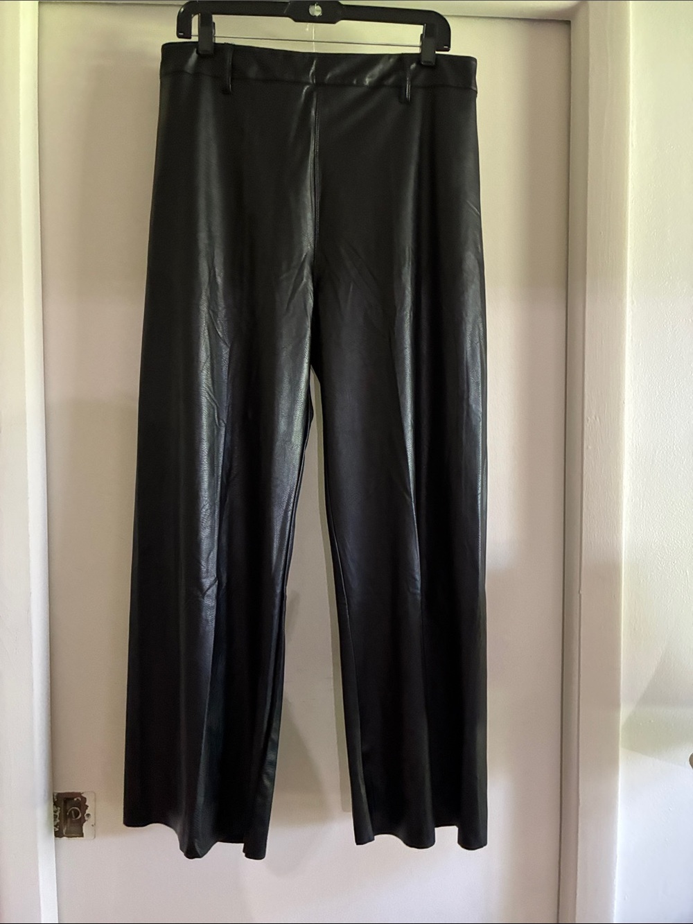 LYSSE wide leg high waist stretch faux leather    pants. Sz XL.